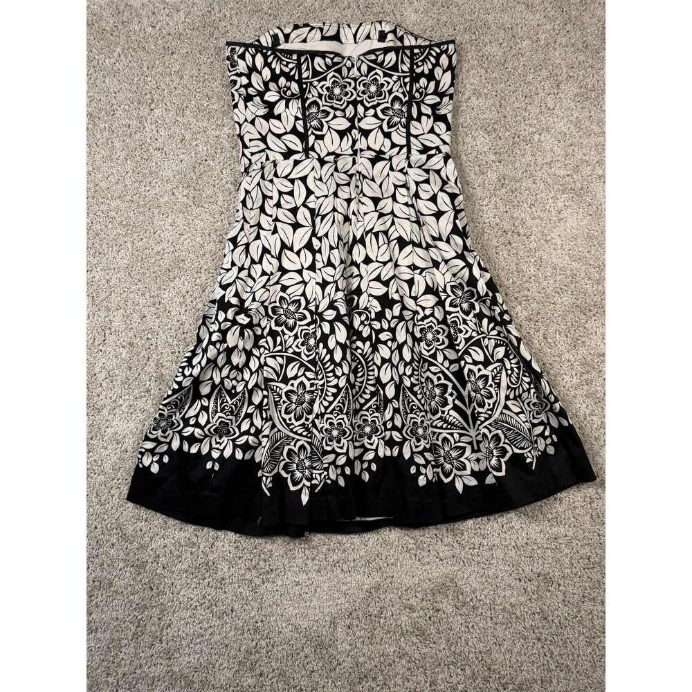 White House Black Market Women's Size 0 Strapless Floral Dress Black White Cotto - Picture 4 of 7